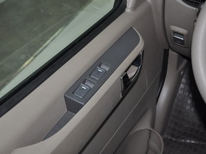 2016ͨMAXUS V80 Ϻ܇չ