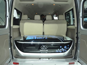 2016ͨMAXUS V80 Ϻ܇չ