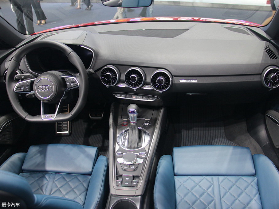 2016?yun)WTTS Roadster 