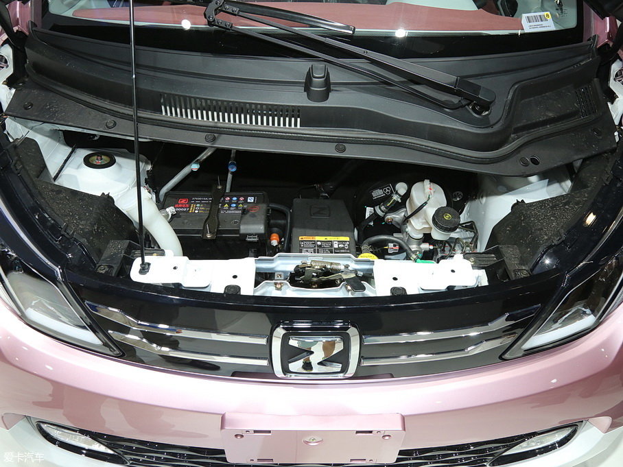 眾泰汽車2016款眾泰E200