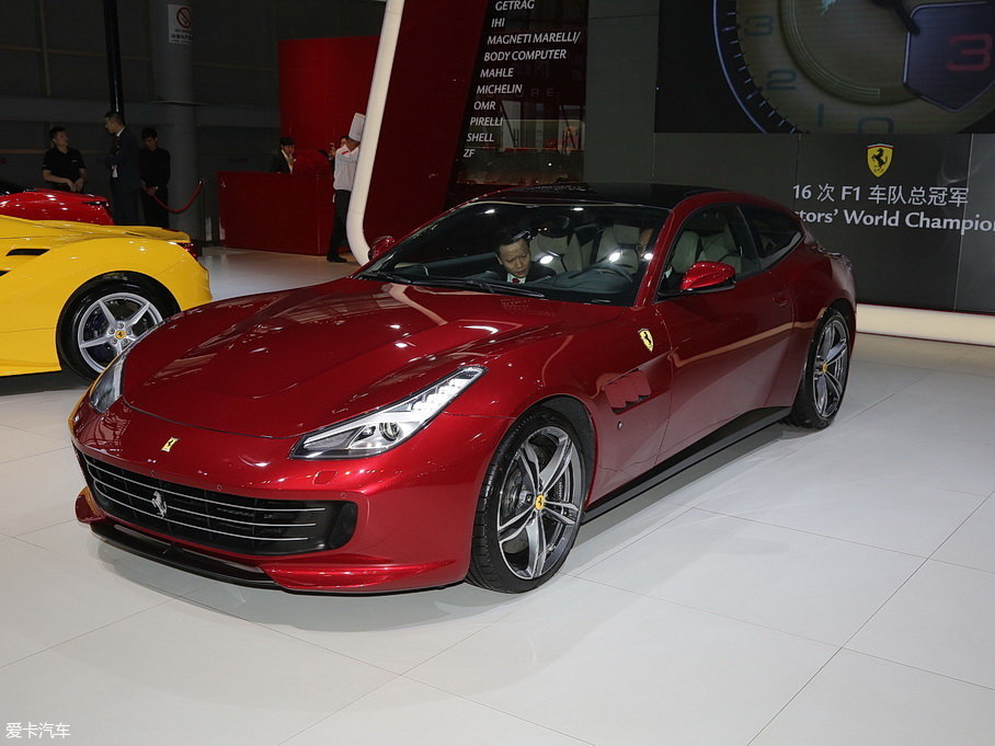 2016GTC4Lusso 