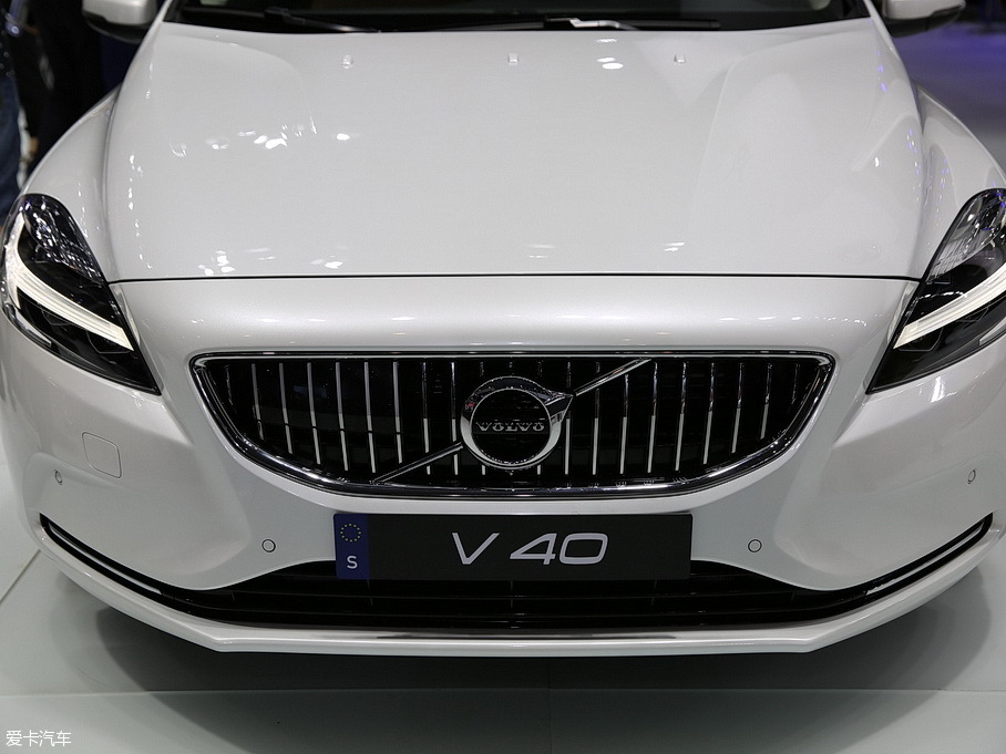 2017֠V40 