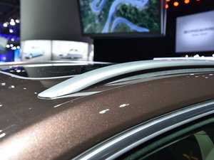 BX7