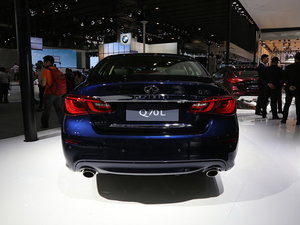 ӢQ70L