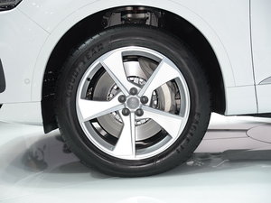 µQ7 e-tron