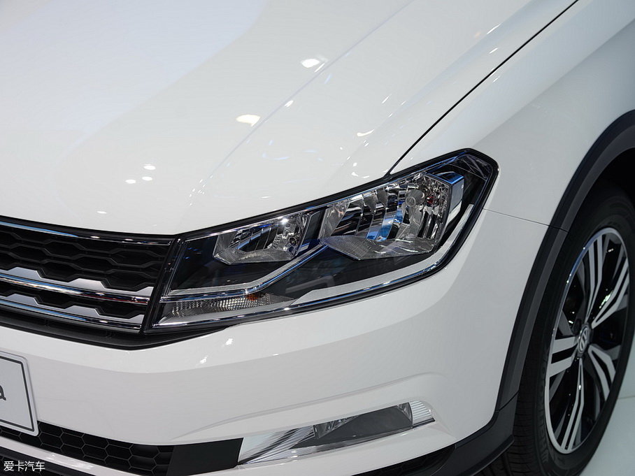 2016��Crossɣ���{ 