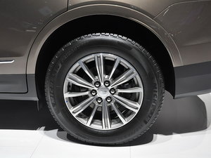 XT5
