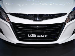 6 SUV