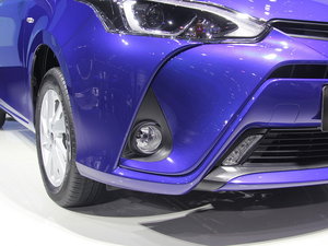 YARiS L 
