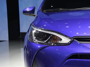 YARiS L 