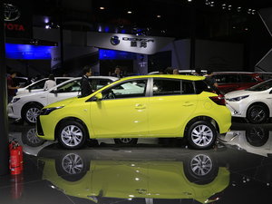 YARiS L 
