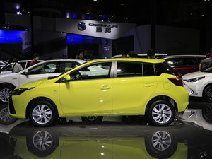 YARiS L 
