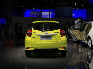 YARiS L 
