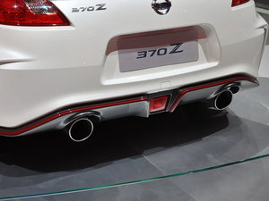 ղ370Z