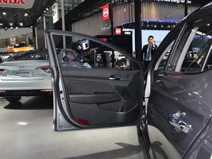 2016I(lng)(dng) Ϻ܇(ch)չ