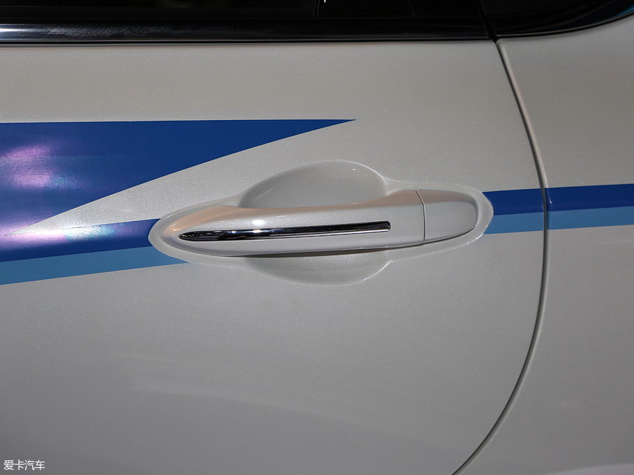 2017�����GA6 PHEV 