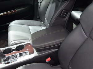 2015��֎��TLX(�M��) �Ϻ�܇չ