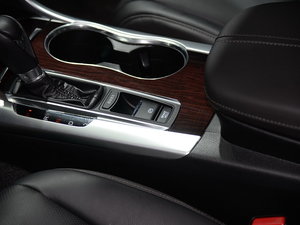 2015��֎��TLX(�M��) �Ϻ�܇չ