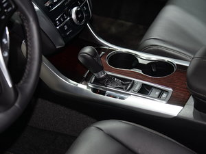 2015��֎��TLX(�M��) �Ϻ�܇չ