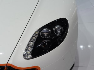 V8 Vantage