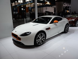 V8 Vantage