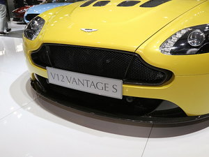 V12 Vantage