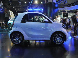 Ͳ˹ smart fortwo