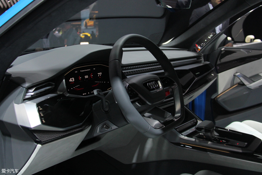 奧迪(進口)2017款奧迪Q8