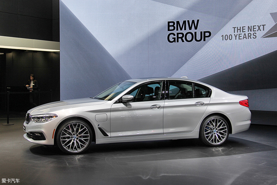 Ϊ˲þ֣һEרǰBMWһ5ϵγG302017չʽࡣ³ֿBMW7ϵͬCLARƽ̨