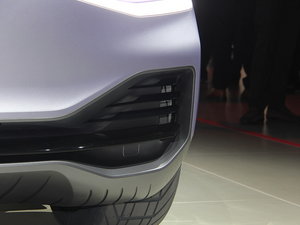 2017���I.D.Crozz �Ϻ�܇չ