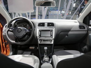 2016Cross Polo Ϻ܇չ