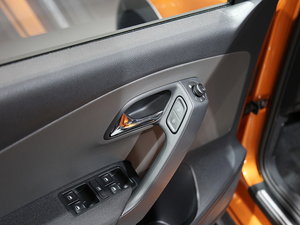 2016Cross Polo Ϻ܇չ