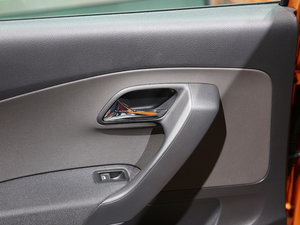 2016Cross Polo Ϻ܇չ