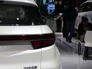 2017SS330 BEV Ϻ܇չ