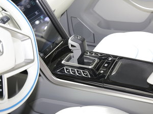 2017SS330 BEV Ϻ܇չ