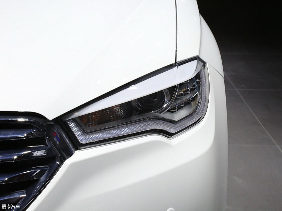 2015������820EV 