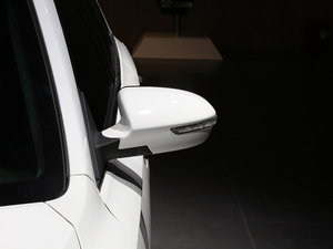 2015������820EV �Ϻ�܇չ