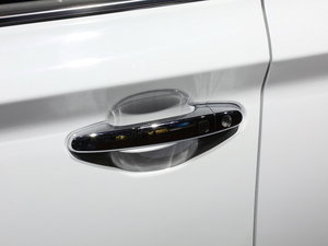 2015������820EV �Ϻ�܇չ