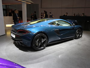 2017���~�P��570GT �Ϻ�܇չ