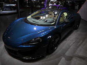 2017���~�P��570GT �Ϻ�܇չ