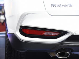 2017(yu)6 SUV Ϻ܇չ