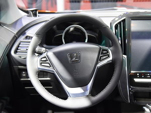 2017(yu)6 SUV Ϻ܇չ