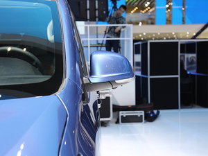 2015ͨMAXUS EG10 Ϻ܇չ