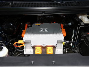 2015ͨMAXUS EG10 Ϻ܇չ