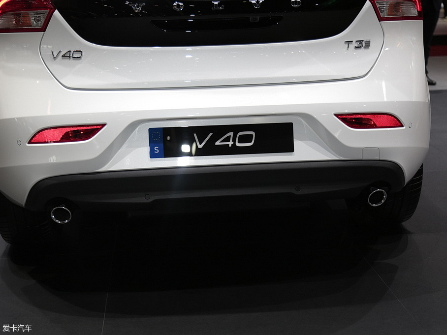 2017֠V40 