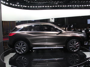2017ӢQX50(M) Ϻ܇չ