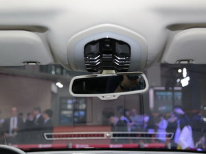 2017�̩SR9 �Ϻ�܇չ