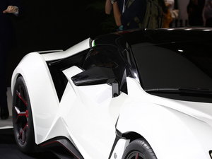 2015Lykan HyperSport Ϻ܇չ