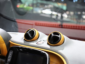 2017 smart forfour Ϻ܇չ