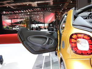 2017 smart forfour Ϻ܇(ch)չ